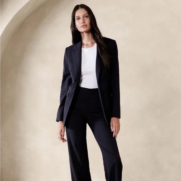 Banana Republic Slim Italian Wool Blazer - Picture 3 of 15